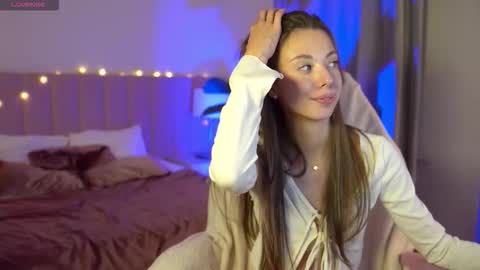 Goldy Grace online show from September 19, 2025, 11:33 am