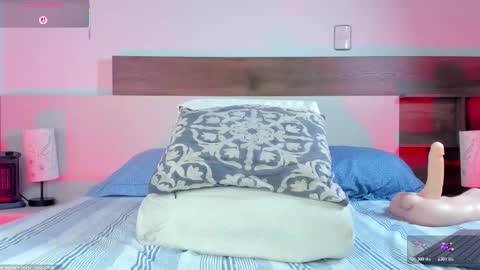 Snapshot of _fullmoon chatting on January 5, 2026, 7:28 pm fullmoon online show from January 5, 2026, 7:28 pm