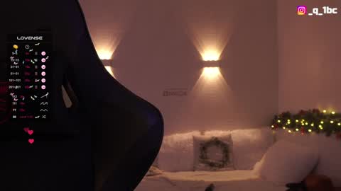 Snapshot of _gardenofeden_ chatting on January 17, 2025, 12:31 am gardenofeden online show from January 17, 2025, 12:31 am