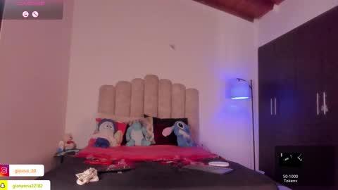 G I O V A online show from November 27, 2025, 5:26 pm