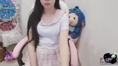 Snapshot of _girlcute_ chatting on October 10, 2025, 1:43 pm Anna online show from October 10, 2025, 1:43 pm