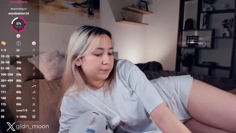 Rina online show from December 12, 2024, 3:10 am