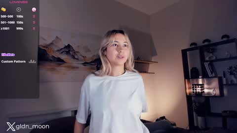 Rina online show from December 20, 2024, 1:47 am