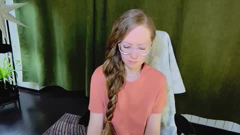 _goldilocks__ online show from February 2, 2026, 10:14 am