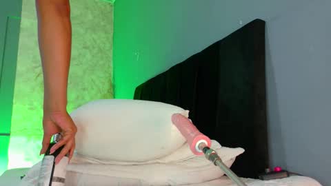 Snapshot of _gretta1 chatting on September 30, 2025, 9:20 pm Gretta online show from September 30, 2025, 9:20 pm