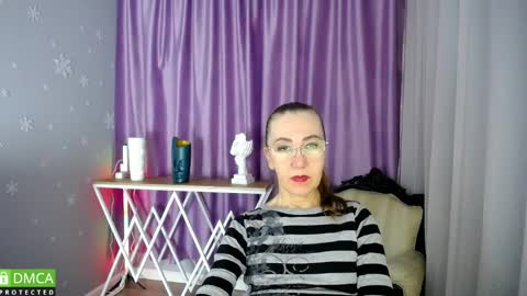 _greybunny_ online show from February 23, 2025, 5:45 am