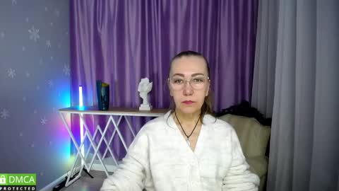 Snapshot of _greybunny_ chatting on September 23, 2025, 10:40 am _greybunny_ online show from September 23, 2025, 10:40 am