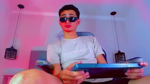 _gsus online show from September 15, 2025, 1:11 pm