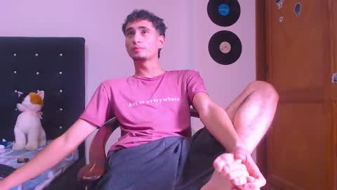 GsusssFeets online show from October 27, 2025, 7:29 pm