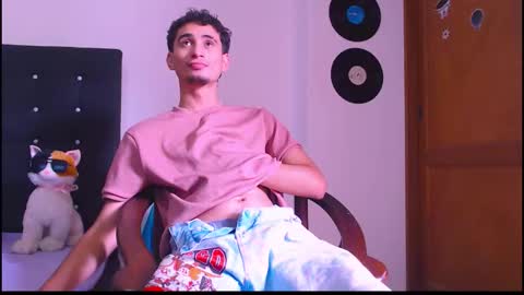 GsusssFeets online show from November 5, 2025, 6:41 pm