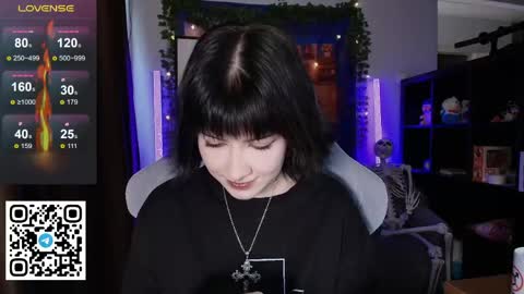 Snapshot of _gummybears_ chatting on May 8, 2026, 7:14 am Tori online show from May 8, 2026, 7:14 am