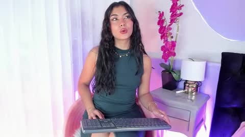 Hanna online show from September 12, 2025, 8:09 pm