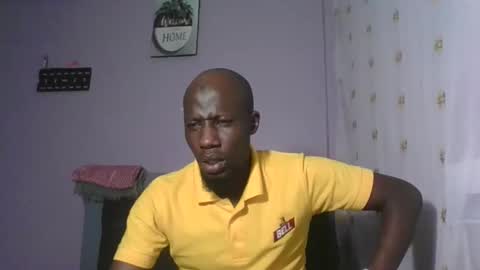 Snapshot of _hairlyboy chatting on October 12, 2025, 7:46 pm _hairlyboy online show from October 12, 2025, 7:46 pm