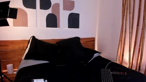 Snapshot of _hanna_johnson_ chatting on March 9, 2025, 8:42 pm Hanna johnson online show from March 9, 2025, 8:42 pm