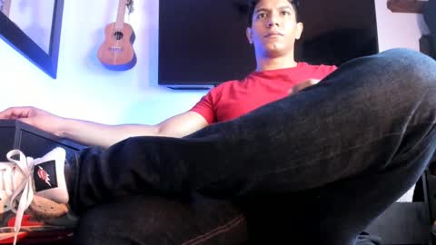 Snapshot of _heracles1 chatting on December 12, 2024, 3:05 pm Heracles online show from December 12, 2024, 3:05 pm