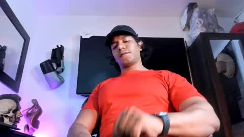 Snapshot of _heracles1 chatting on October 24, 2025, 4:20 am Heracles online show from October 24, 2025, 4:20 am