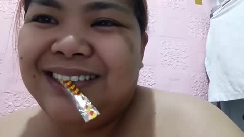 Snapshot of _hershey003 chatting on October 31, 2025, 5:36 pm _hershey003 online show from October 31, 2025, 5:36 pm