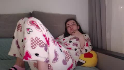 Snapshot of _hidden_frommymoom_ chatting on February 25, 2026, 5:39 am Criss4u online show from February 25, 2026, 5:39 am