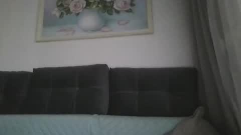 Criss4u online show from April 17, 2026, 5:21 am