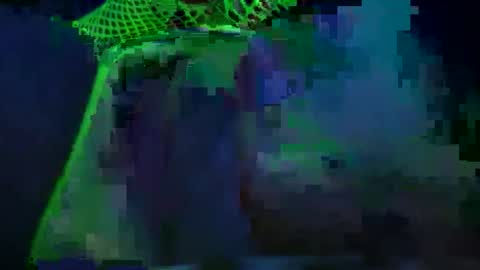 _hitgirly_ online show from May 20, 2026, 4:40 am