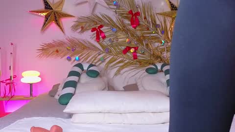 Holly online show from January 13, 2025, 6:49 am