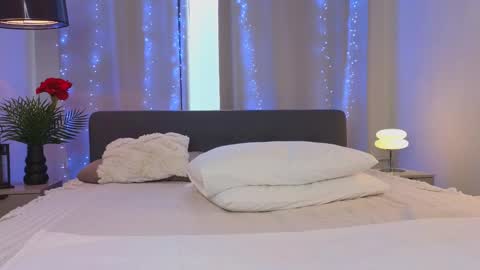 Holly online show from March 11, 2025, 10:18 am