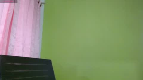 Snapshot of _honey1_ chatting on June 16, 2026, 10:51 am Honey online show from June 16, 2026, 10:51 am