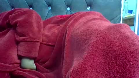 _honey_bloom online show from March 28, 2026, 9:14 pm