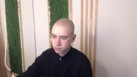 _honeyberry_ online show from March 23, 2026, 9:52 pm