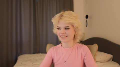 Snapshot of _honnyland chatting on June 5, 2026, 1:28 pm Alisha online show from June 5, 2026, 1:28 pm