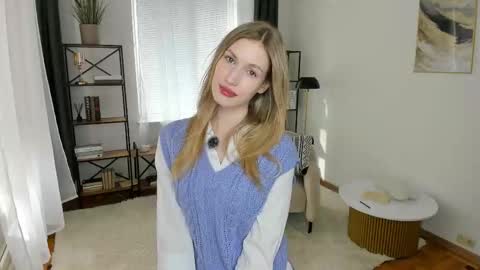 call me Elizabeth online show from September 18, 2025, 8:49 am