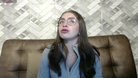 Snapshot of _isaabellaa chatting on June 6, 2026, 11:04 am Isa online show from June 6, 2026, 11:04 am