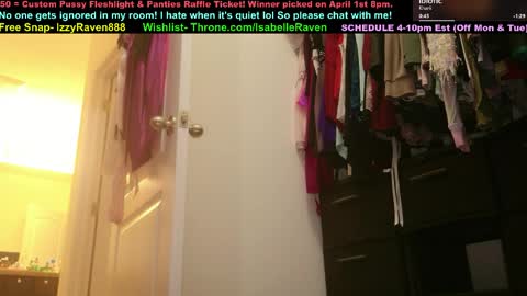 IsabelleRaven online show from April 3, 2026, 9:02 pm