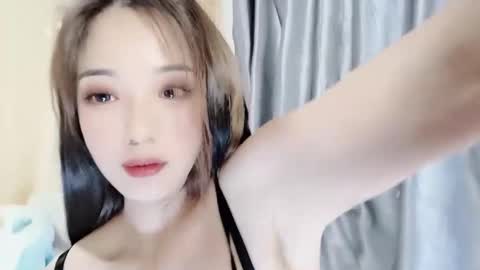 Snapshot of _iuiu_ chatting on December 21, 2024, 5:51 pm UU online show from December 21, 2024, 5:51 pm
