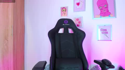 Ivanna online show from October 9, 2025, 1:25 am