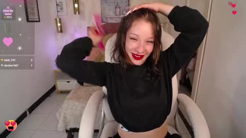 vivi online show from September 10, 2025, 7:47 pm