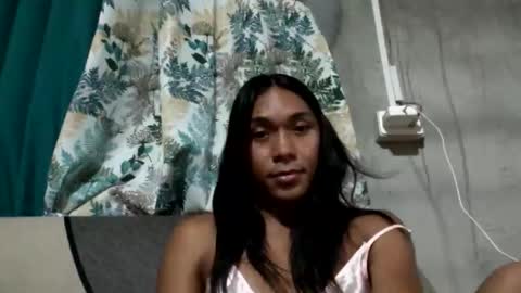 Snapshot of _iwantyourx chatting on May 8, 2026, 4:45 pm KIA online show from May 8, 2026, 4:45 pm