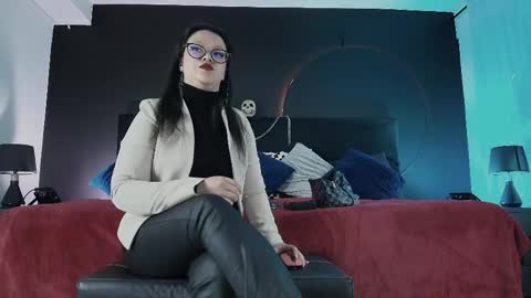 Miss Jade online show from May 5, 2026, 11:40 am