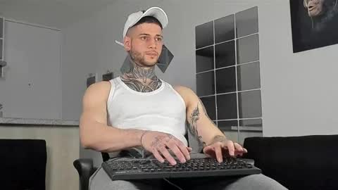 Snapshot of _jamesleandros chatting on December 29, 2024, 2:38 am jeison online show from December 29, 2024, 2:38 am