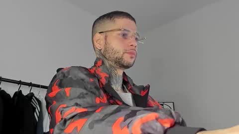 jeison online show from November 11, 2025, 11:10 am