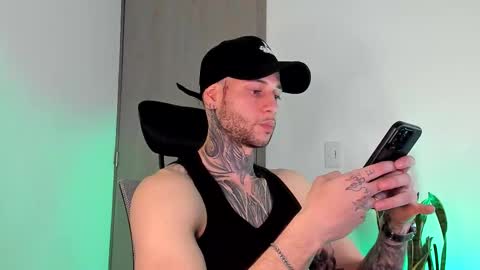 Snapshot of _jamesleandros chatting on February 10, 2026, 3:32 am jeison online show from February 10, 2026, 3:32 am