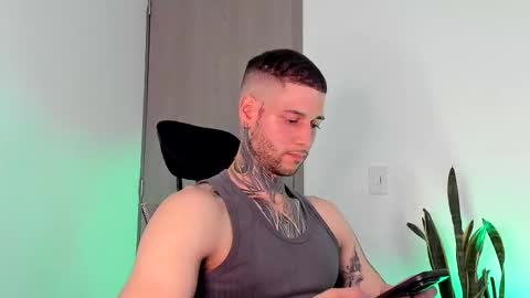 Snapshot of _jamesleandros chatting on February 11, 2026, 6:24 pm jeison online show from February 11, 2026, 6:24 pm