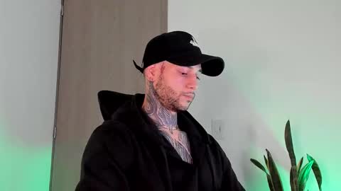 Snapshot of _jamesleandros chatting on February 17, 2026, 3:14 am jeison online show from February 17, 2026, 3:14 am