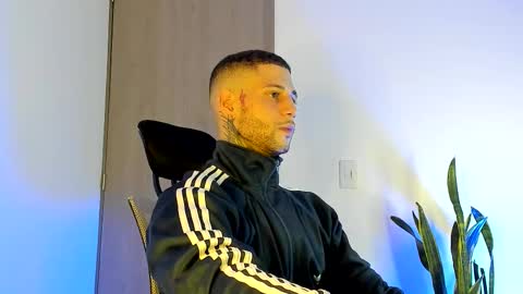 Snapshot of _jamesleandros chatting on February 26, 2026, 1:48 am jeison online show from February 26, 2026, 1:48 am