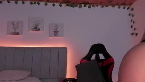 Snapshot of _janiis_ chatting on December 19, 2025, 11:12 pm jannis online show from December 19, 2025, 11:12 pm