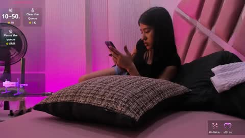 Jasmine online show from April 28, 2026, 10:53 am