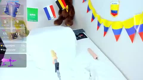 _jasminnee_ online show from July 11, 2026, 6:10 pm