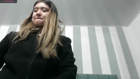 _jeessy online show from February 14, 2025, 3:11 am