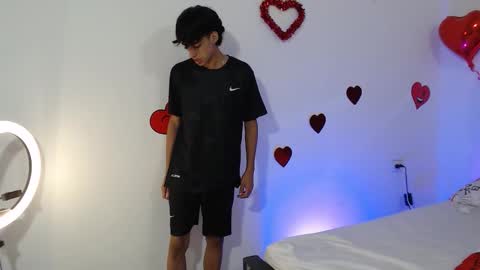 JHOSSUA  VALERIO online show from February 28, 2026, 10:22 pm