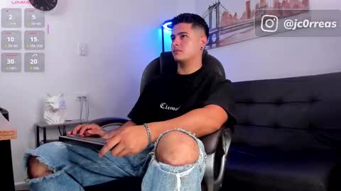 _juanes__ online show from November 21, 2025, 11:47 pm